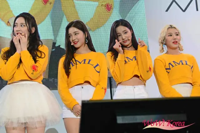 「MOMOLAND」左からテハ、ナンシー、ヨヌ、ジュイ