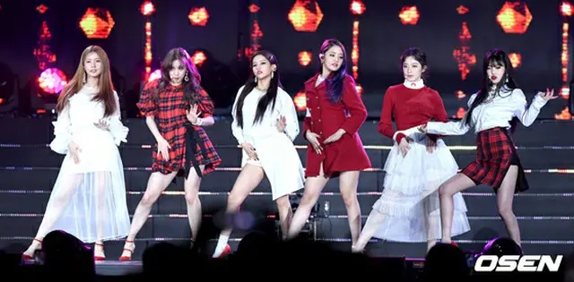 「(G)I-DLE」