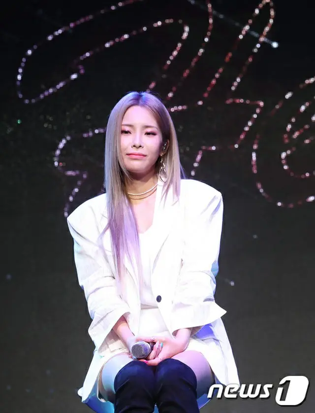 歌手Heize