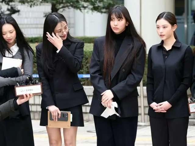 「ADOR」…活動準備終了して待っている vs「NewJeans」…共に進むことはできない