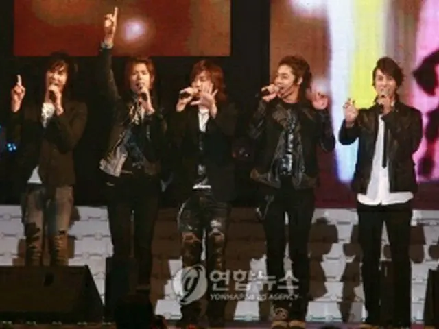 久しぶりに5人がそろうSS501＝（聯合ニュース）