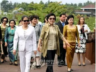 金潤玉夫人、ASEAN首脳夫人らに済州を案内