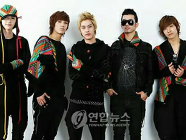 ＜MBLAQ（エムブラック）＞