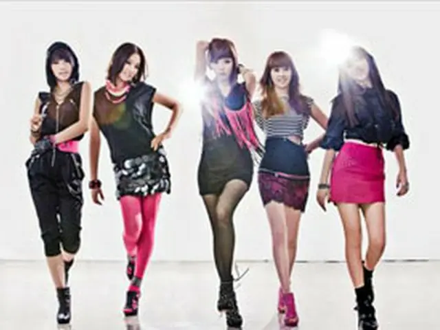 ＜4minute＞