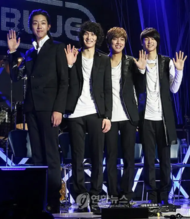 CNBLUE