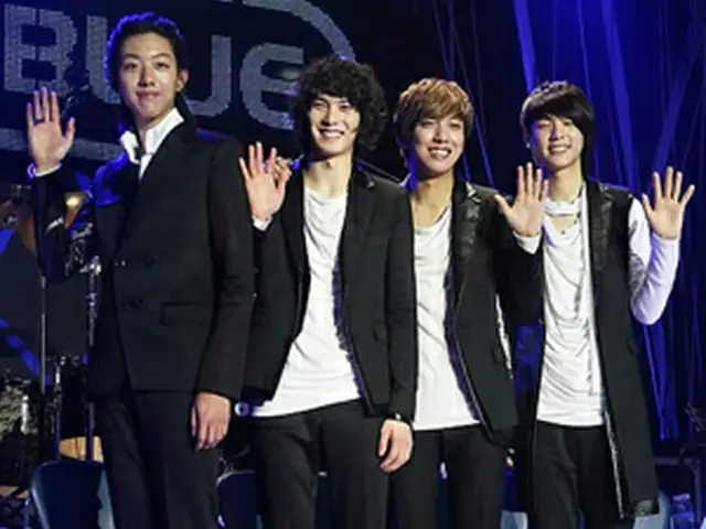 CNBLUE