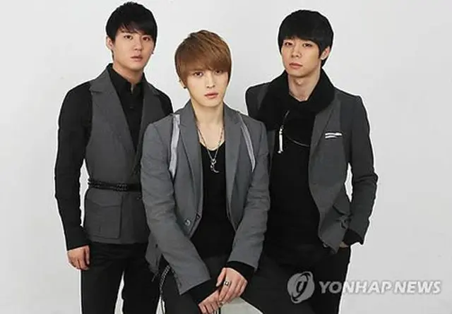 「JYJ」