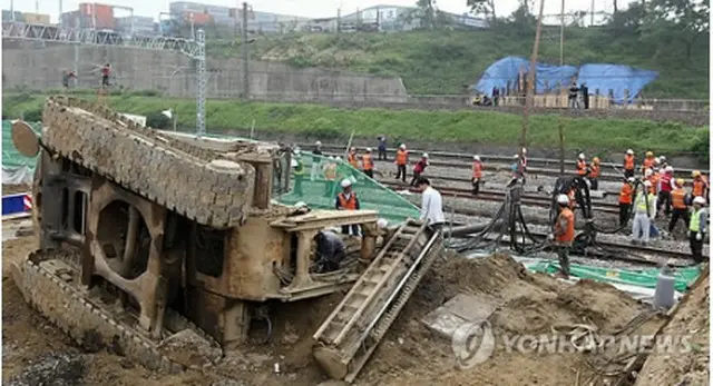 事故現場のようす＝６日、義王（聯合ニュース）