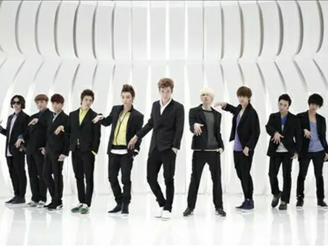 SUPER JUNIOR