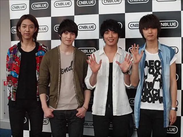 CNBLUE