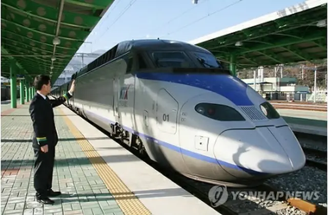 韓国高速鉄道（KTX）＝（聯合ニュース）