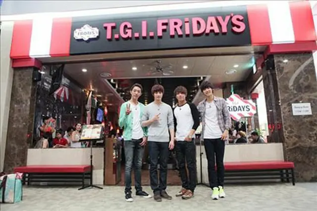 「CNBLUE」がT.G.I FRIDAY'SのCMモデルに