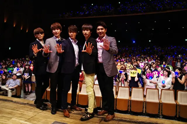 「SUPER JUNIOR」