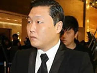 PSY、故イム・ユンテクの葬式費用を全額負担