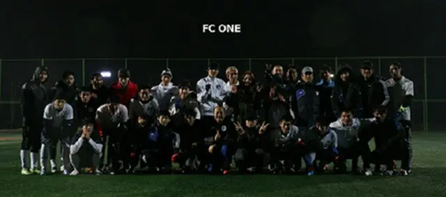 韓国芸能人サッカーチーム「FC ONE」