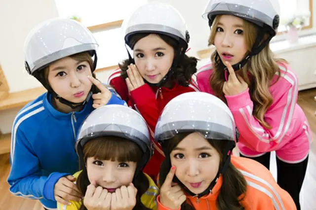 「CRAYON　POP」