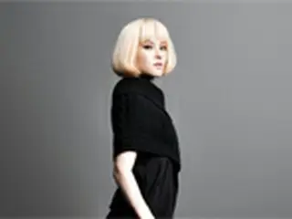 GUMMY　桐島ローランドが撮る41人の「働く女性たち」に写真展示中！