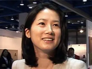 女優シム・ウナ、極東放送のラジオ番組を進行