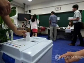 韓国15選挙区で補選の投票始まる　朴政権の中間評価