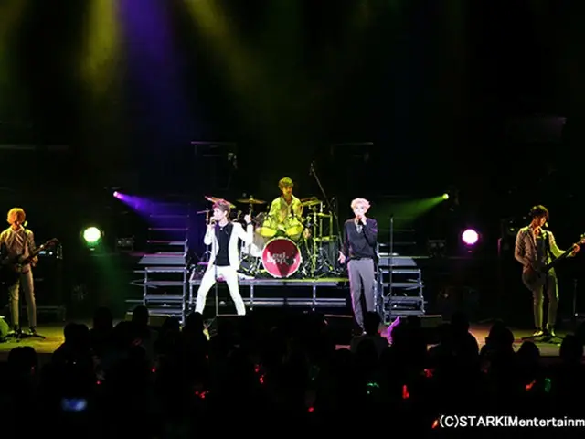 「Ledapple」