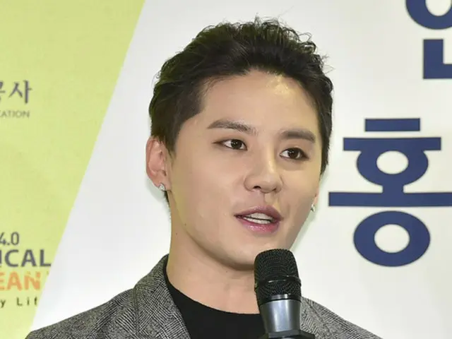 韓国アイドルグループ「JYJ」のメンバー、キム・ジュンス（27）が50億ウォン（約5億円）相当の貸付金支給訴訟に巻き込まれ、285億ウォン（約29億円）をかけて済州（チェジュ）に建てたホテルの一部が仮差押えの状況