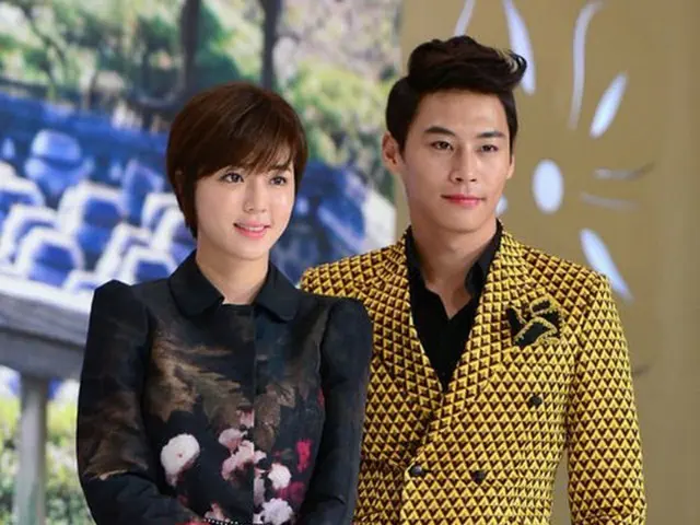 ドラマが作った新たなスターカップルが誕生した。韓国俳優チョン・ウヌ（28）側が24日午前、女優パク・ハンビョル（30）との交際を認めた。