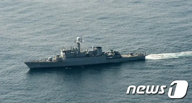 韓国海軍・誘導弾高速艦「黄道ヒョンハム」で砲弾の誤発事故が発生し、オ某氏（21）一等兵が頭部を負傷し、重体となっている。