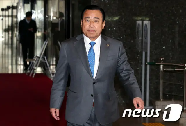 韓国の新首相に内定したセヌリ党のイ・ワング氏（写真）は24日、人事聴聞会の準備に入った。（提供:news1）