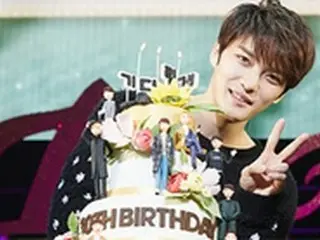 「JYJ」ジェジュン、六千人のファンと誕生日パーティー“特級ファンサービス”