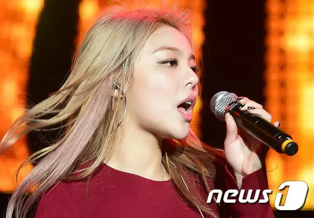 韓国女性歌手Ailee（エイリー、25）が1か月で10キロ減量した秘話を公開し、話題だ。