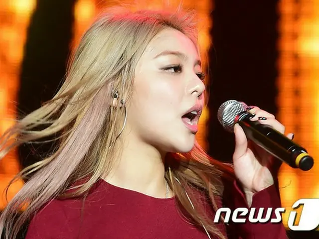 韓国女性歌手Ailee（エイリー、25）が1か月で10キロ減量した秘話を公開し、話題だ。