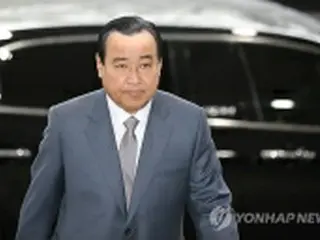 韓国首相「一銭も受け取っていない」　現金授受疑惑