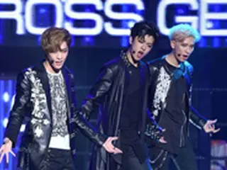 「CROSS GENE」、セクシーなブラックで初のカムバックステージ