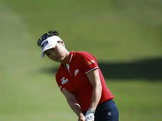 韓国女子ゴルファーのユ・ソヨン（25）が米国女子プロゴルフ（LPGA）ツアーキングスミルチャンピオンシップ1ラウンドで共同5位にあがった。（提供:news1）