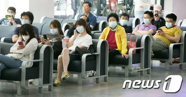 中東呼吸器症候群（MERS）の感染脅威が拡大する中、日本政府は韓国に対策本部を設置することを発表した。