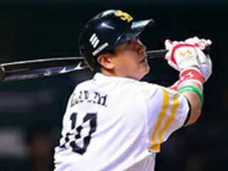 ソフトB・李大浩、10試合連続安打…阪神・呉昇桓には三振