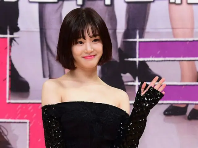 韓国女優イ・ユビが負傷を乗り越えMBC新水木ドラマ「夜を歩く士」（原題）撮影現場に復帰する。