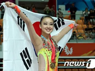 ＜光州U大会＞”新体操の妖精”ソン・ヨンジェ、個人総合優勝