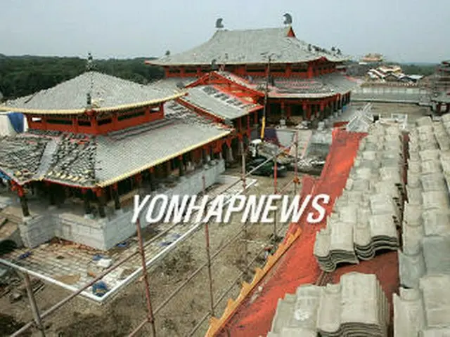 公開されるオープンセット。写真は昨年8月の建設中のもの＝（聯合）