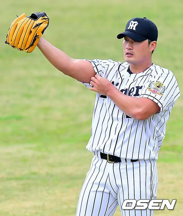 日本プロ野球・阪神タイガースが“守護神”オ・スンファン（呉昇桓、33）との契約のため長期戦を覚悟している雰囲気だ。