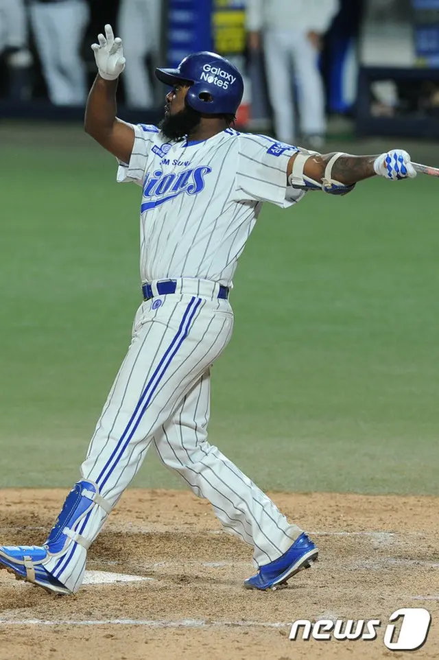 韓国プロ野球・三星ライオンズと事実上、決別が確定したヤマイコ・ナバーロ・ペレス（28）が、千葉ロッテマリーンズと契約する可能性が高まっている。