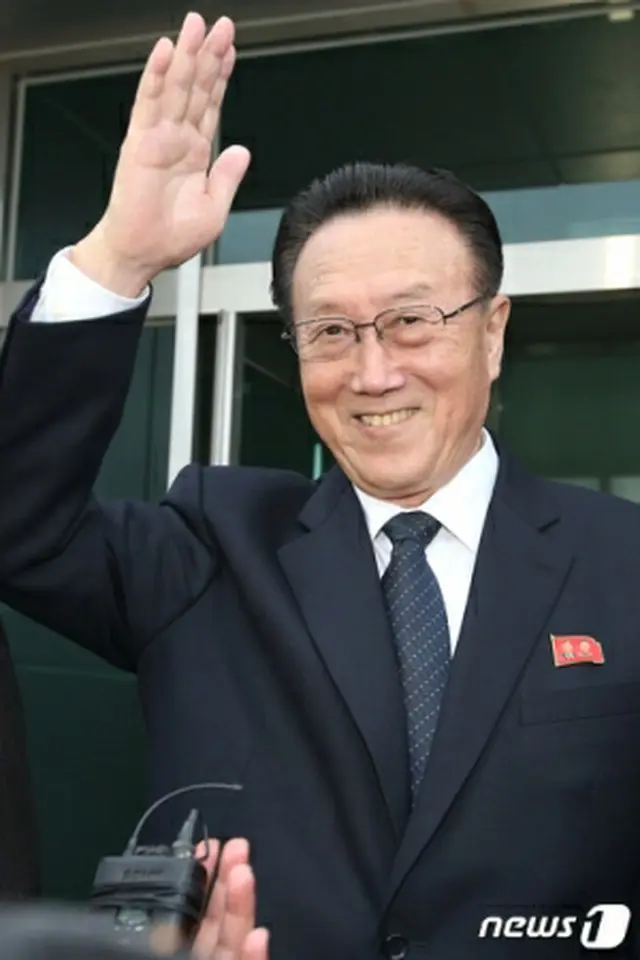 朝鮮労働党書記の金養建（キム・ヤンゴン）氏が死去した。享年73歳。交通事故で死去したと発表されている金氏は「北朝鮮の外交政策ブレーン」と言われている人物。