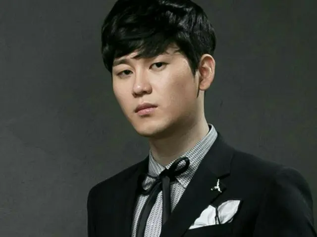 韓国歌手Bro（パク・ヨンフン）が前所属事務所代表の妻A氏を虚偽の事実流布、名誉毀損の疑いで告訴したことがわかった。（提供:OSEN）