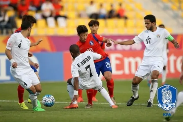 アジアサッカー連盟（AFC）が、韓国－ヨルダンのサッカー五輪予選（AFC U-23チャンピオンシップ）準々決勝を担当した審判に対する懲戒委員会を開催する。（提供:news1）