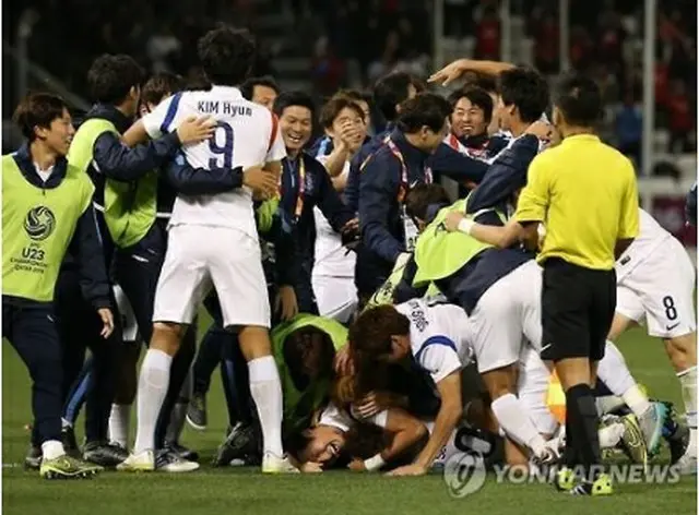 五輪出場を決め喜ぶ韓国選手ら＝（聯合ニュース）