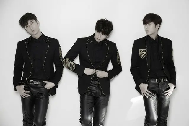 人気グループ「SS501」メンバーのホ・ヨンセン、キム・キュジョン、キム・ヒョンジュン（マンネ）で構成されたユニット「Double S 301」のカムバックステージがついに公開される。（提供:news1）