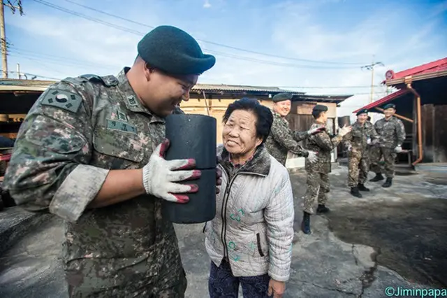 対民支援は重要な軍務の1つだ（写真提供:ロコレ）