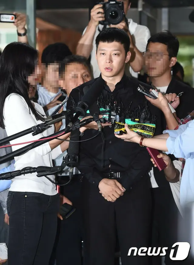 韓国歌手兼俳優のパク・ユチョン（30）の性的暴行容疑の事件を捜査しているソウル・江南（カンナム）警察署は、専門担当チームの人員を12人から8人に縮小したことを明らかにした。（写真提供:news1）