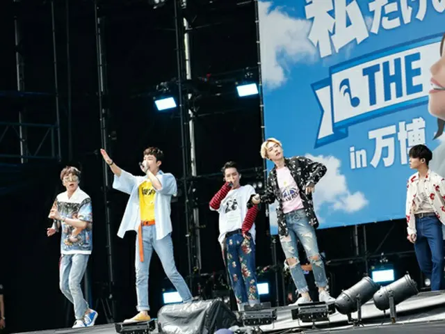 YGエンターテインメントが約8年振りに放ったボーイズグループ「WINNER」が大阪・万博記念公園東の広場特設ステージで開催された「MBS presents 私だけのドリカム THE LIVE」に出演した。