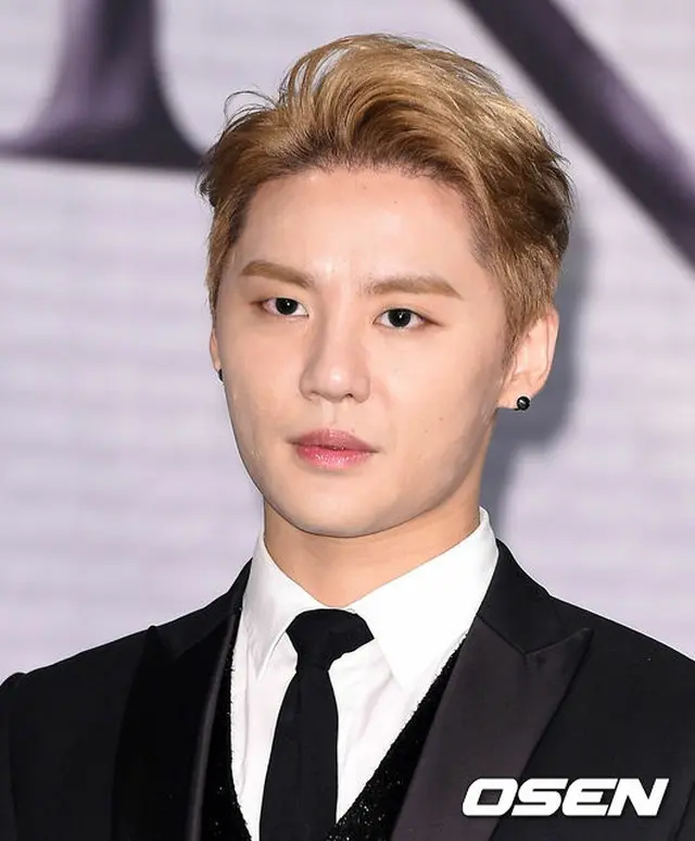 人気グループ「JYJ」のメンバーでミュージカル俳優のキム・ジュンス（29）がミュージカル「ドリアン・グレイ」でこの世で最も美しい男ドリアン・グレイ役を担う心境を明かした。